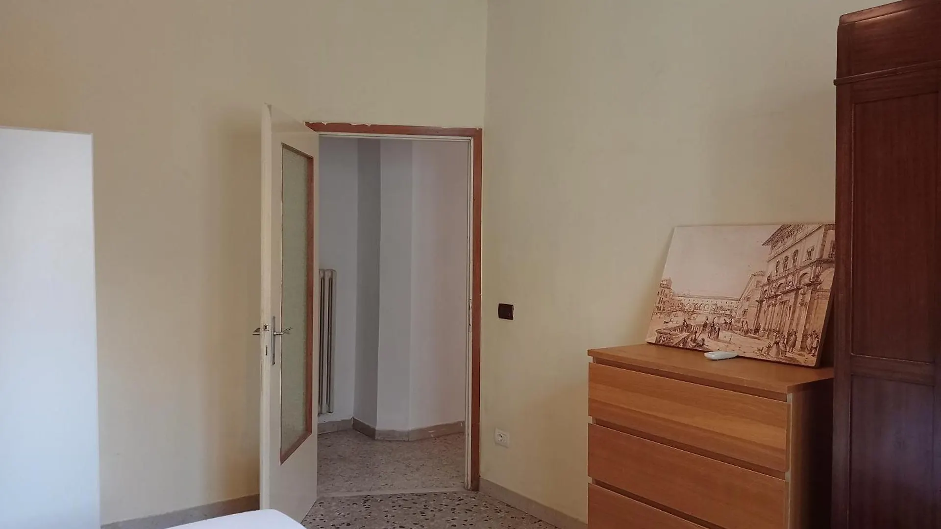 Tavolini 4 Apartment Florens 0*,
