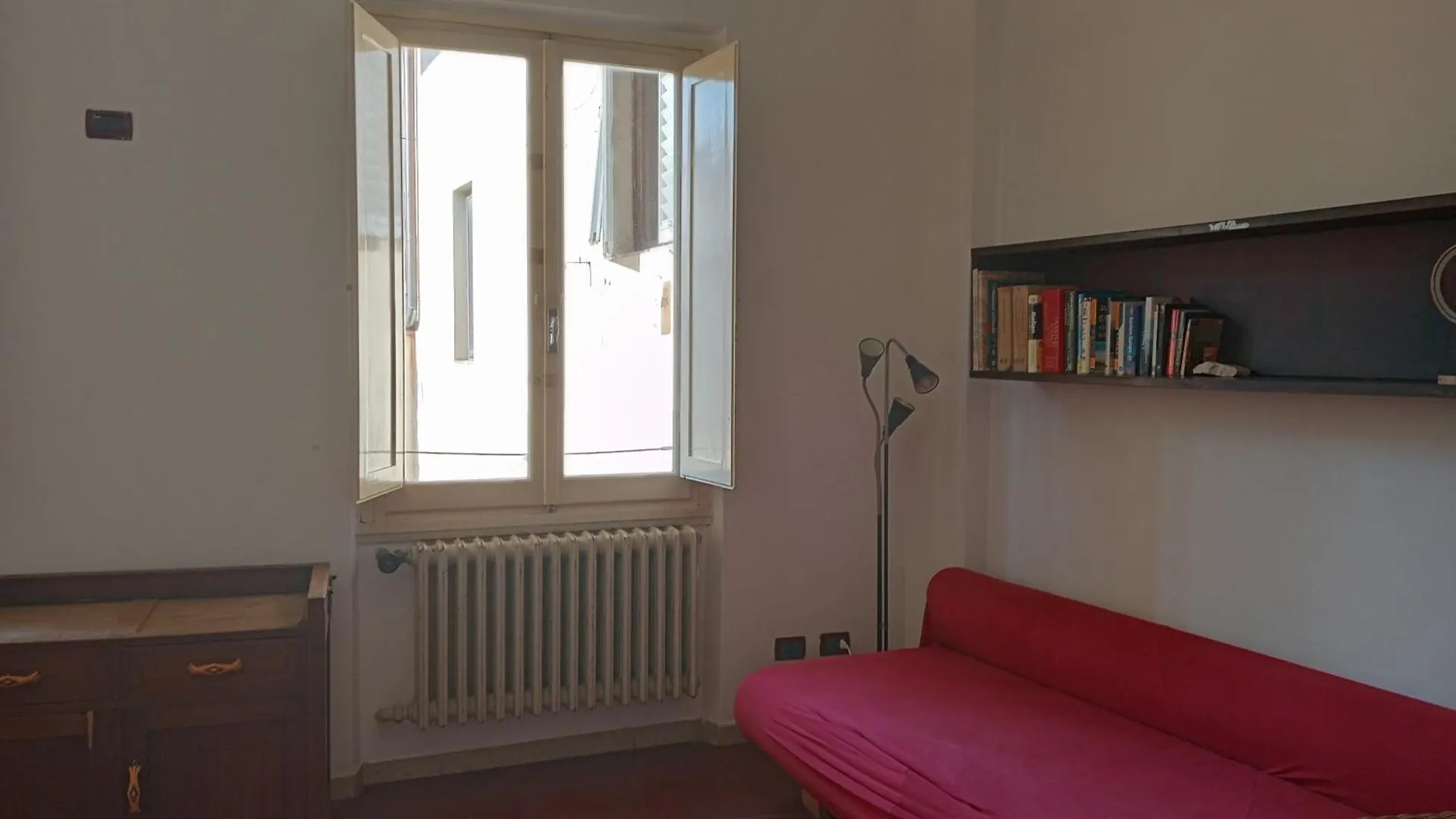 Tavolini 4 Apartment Florence Italy