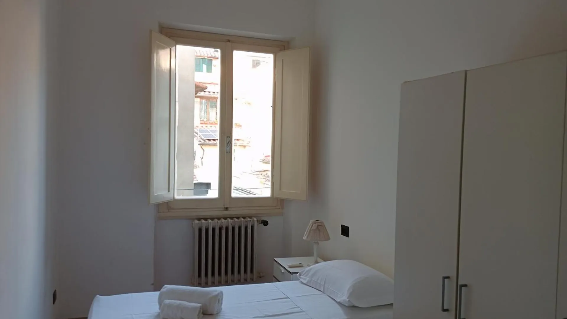 Tavolini 4 Apartment Florence