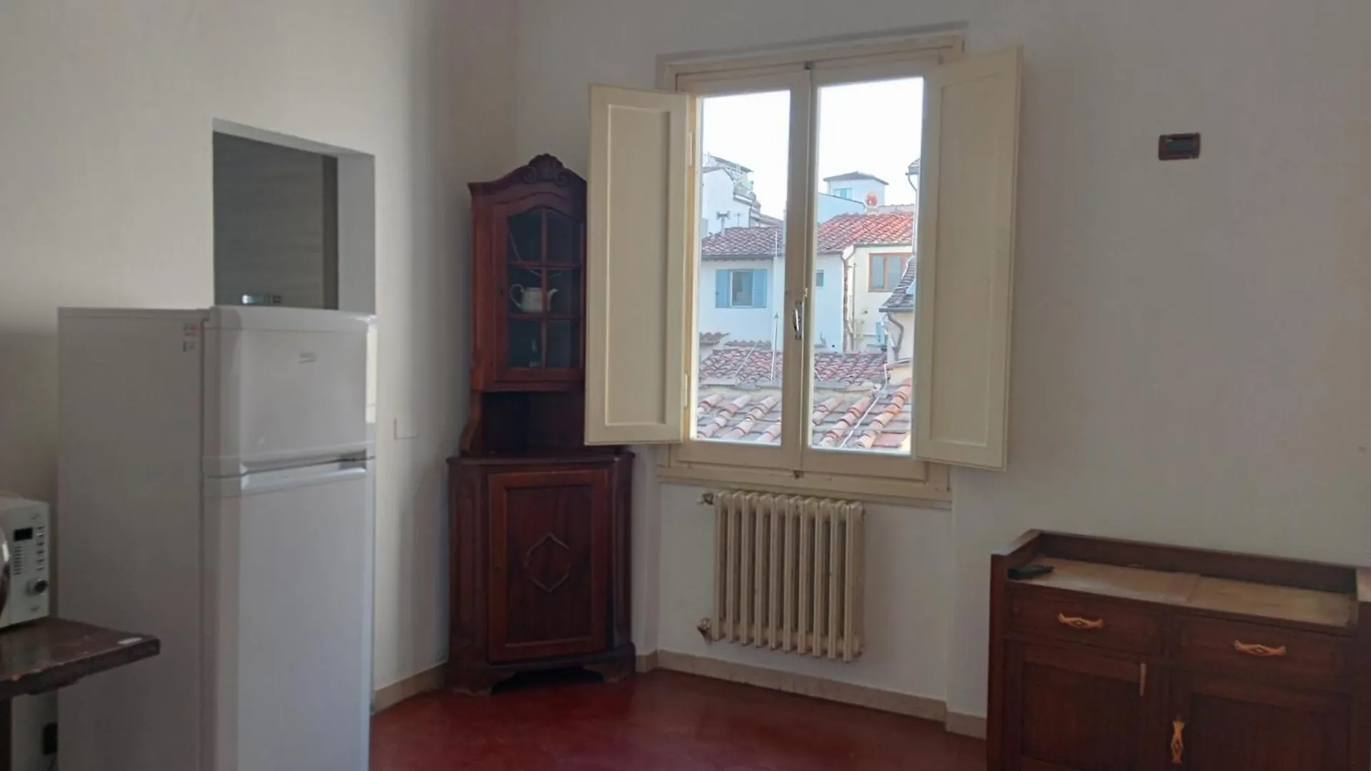 Tavolini 4 Apartment Florence Italy